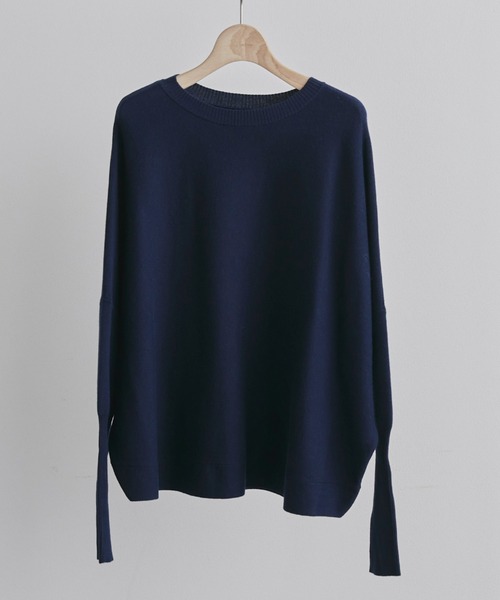 Doux archives（ドゥアルシーヴ）の「ロングリブドルマンプルオーバー（ニット/セーター・レディース・ネイビー/グレイッシュベージュ/サックスブルー・FREE）」の6枚目の写真