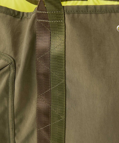 CONTROL FREAK（コントロールフリーク）の「CONTROL FREAK / CTFK（コントロールフリーク）ミリタリーチャームトート（トートバッグ・レディース・ブラック/カーキ・FREE）」の5枚目の写真