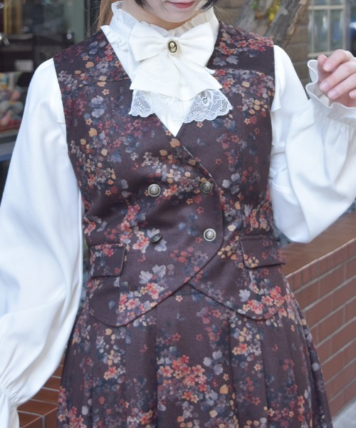 axes femme(アクシーズファム)の「フローラルプリントベスト(ベスト・レディース・パープル/ブラウン・FREE)」の2枚目の写真