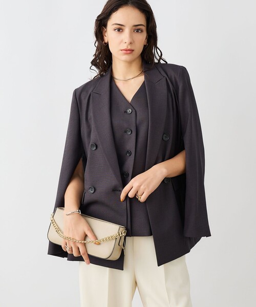 NOLLEY’S Sophi（ノーリーズソフィ）の「《セットアップ対応》ウォッシャブルドライシャーク2WAYスリットジャケット（テーラードジャケット・レディース・グレイッシュベージュ/チャコールグレー・38/36）」の2枚目の写真