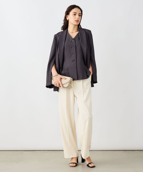 NOLLEY’S Sophi(ノーリーズソフィ)の「《セットアップ対応》ウォッシャブルドライシャーク2WAYスリットジャケット(テーラードジャケット・レディース・グレイッシュベージュ/チャコールグレー・38/36)」の3枚目の写真