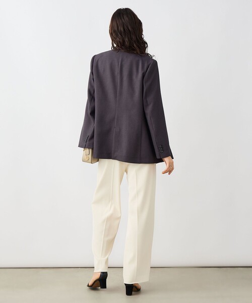 NOLLEY’S Sophi(ノーリーズソフィ)の「《セットアップ対応》ウォッシャブルドライシャーク2WAYスリットジャケット(テーラードジャケット・レディース・グレイッシュベージュ/チャコールグレー・38/36)」の5枚目の写真