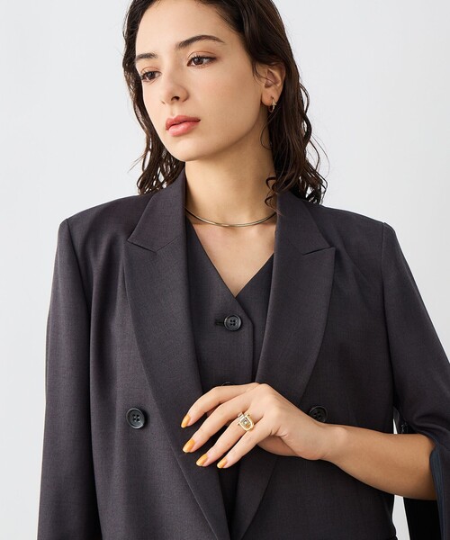 NOLLEY’S Sophi(ノーリーズソフィ)の「《セットアップ対応》ウォッシャブルドライシャーク2WAYスリットジャケット(テーラードジャケット・レディース・グレイッシュベージュ/チャコールグレー・38/36)」の12枚目の写真