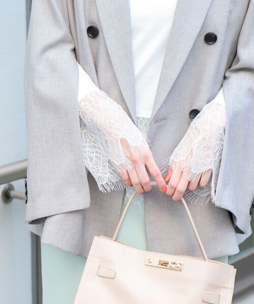 NOLLEY’S Sophi(ノーリーズソフィ)の「《セットアップ対応》ウォッシャブルドライシャーク2WAYスリットジャケット(テーラードジャケット・レディース・グレイッシュベージュ/チャコールグレー・38/36)」の15枚目の写真