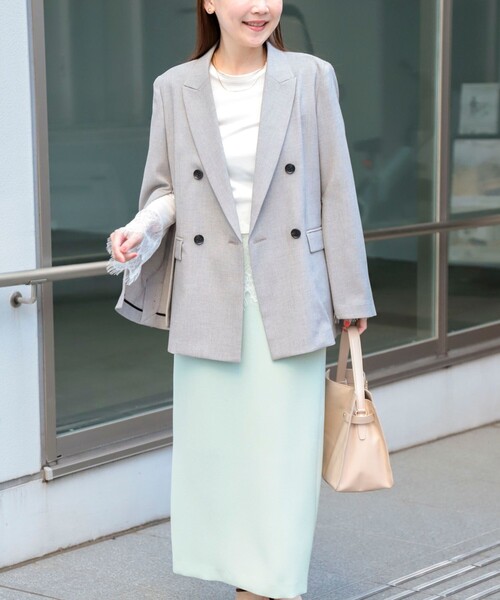 NOLLEY’S Sophi（ノーリーズソフィ）の「《セットアップ対応》ウォッシャブルドライシャーク2WAYスリットジャケット（テーラードジャケット・レディース・グレイッシュベージュ/チャコールグレー・38/36）」の17枚目の写真