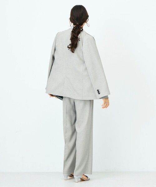 NOLLEY’S Sophi（ノーリーズソフィ）の「《セットアップ対応》ウォッシャブルドライシャーク2WAYスリットジャケット（テーラードジャケット・レディース・グレイッシュベージュ/チャコールグレー・38/36）」の22枚目の写真