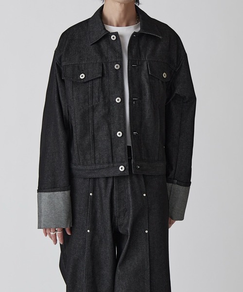 Lui's（ルイス）の「【Neucon】ROLL UP TUCK SHORT DENIM JACKET / ロールアップタックショートデニムジャケット / セットアップ対応（デニムジャケット・メンズ・ブラック/インディゴブルー・1/2）」の4枚目の写真