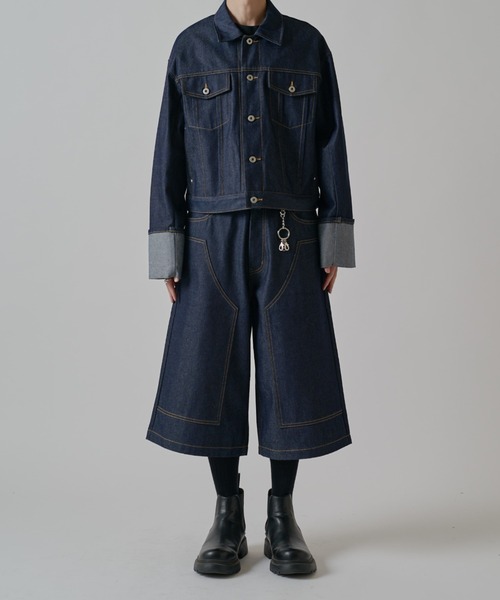 Lui's(ルイス)の「【Neucon】ROLL UP TUCK SHORT DENIM JACKET / ロールアップタックショートデニムジャケット / セットアップ対応(デニムジャケット・メンズ・ブラック/インディゴブルー・1/2)」の4枚目の写真