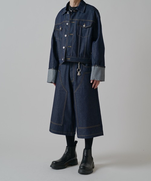 Lui's(ルイス)の「【Neucon】ROLL UP TUCK SHORT DENIM JACKET / ロールアップタックショートデニムジャケット / セットアップ対応(デニムジャケット・メンズ・ブラック/インディゴブルー・1/2)」の3枚目の写真
