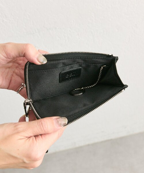 ear PAPILLONNER（イアパピヨネ）の「【PEZ(ペッツ)×ear】本革フラグメントケース（財布・レディース・ブラック/カーキ/ボルドー・FREE）」の4枚目の写真
