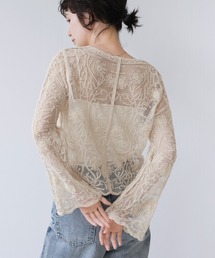 Yeoun（ヨウン）の「フラワーレースシアーカーディガン（カーディガン/ボレロ）」