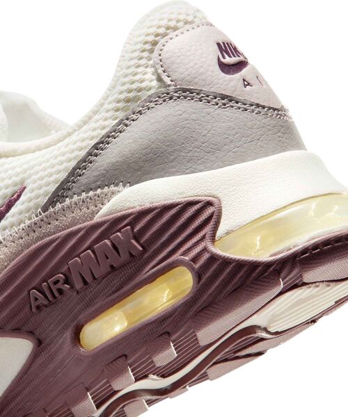 NIKE（ナイキ）の「ナイキ エア マックス エクシー ウィメンズシューズ / Nike Air Max Excee Women's Shoes CD5432-148 Sail（スニーカー・レディース・クリーム・25.5/25/24.5/24/23/22.5/23.5/26/22）」の8枚目の写真