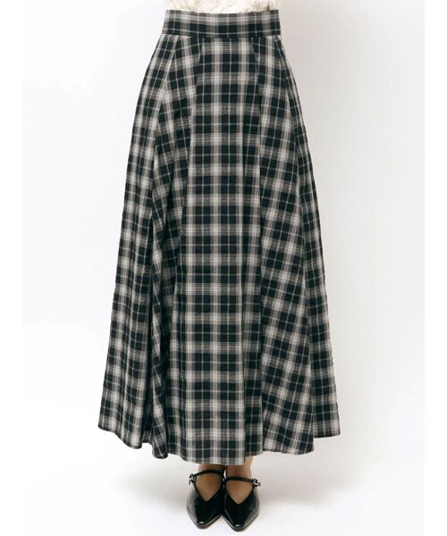 LAGUNAMOON(ラグナムーン)の「チェックタックフレアスカート 【夏服】(スカート・レディース・ブラック/ブルー・MEDIUM/SMALL)」の9枚目の写真