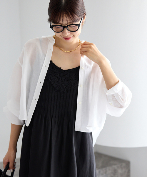 IENA（イエナ）の「《新色/WEB限定/追加3》ラミーリヨセルショートシャツ（シャツ/ブラウス・レディース・サックスブルー/スカイブルー/ホワイト/ブラウン/ピンク・FREE）」の11枚目の写真