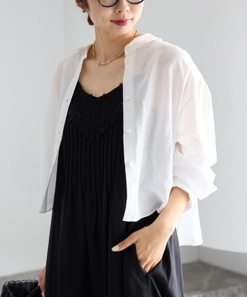 IENA（イエナ）の「《新色/WEB限定/追加3》ラミーリヨセルショートシャツ（シャツ/ブラウス・レディース・サックスブルー/スカイブルー/ホワイト/ブラウン/ピンク・FREE）」の12枚目の写真