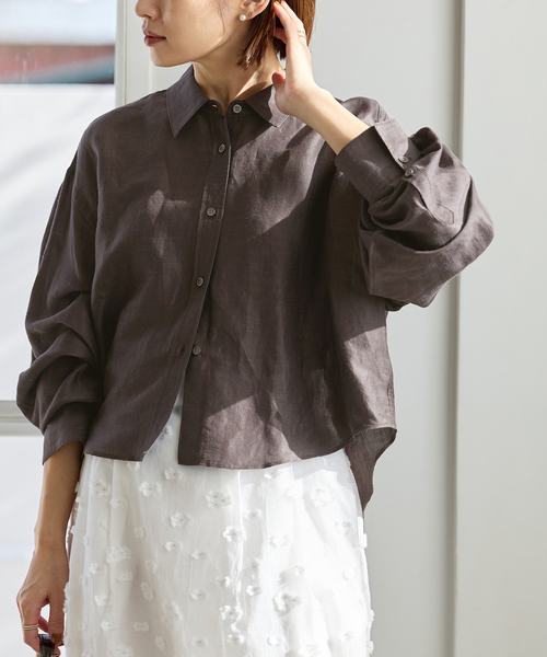 IENA（イエナ）の「《新色/WEB限定/追加3》ラミーリヨセルショートシャツ（シャツ/ブラウス・レディース・サックスブルー/スカイブルー/ホワイト/ブラウン/ピンク・FREE）」の20枚目の写真