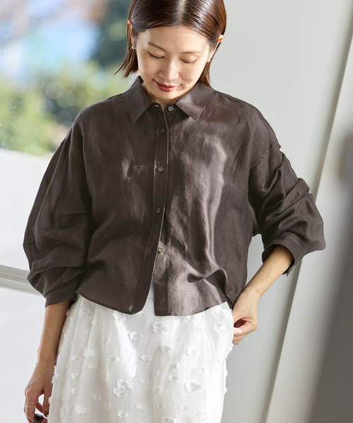 IENA（イエナ）の「《新色/WEB限定/追加3》ラミーリヨセルショートシャツ（シャツ/ブラウス・レディース・サックスブルー/スカイブルー/ホワイト/ブラウン/ピンク・FREE）」の21枚目の写真