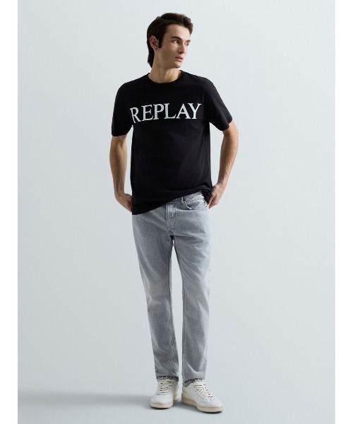 REPLAY(リプレイ)の「レギュラースリム WILLBI ライトグレーデニム(デニムパンツ・メンズ・ライトグレー・W30xL30/W36xL30/W34xL30/W33xL30/W32xL30/W31xL30/W29xL30)」の2枚目の写真