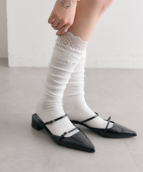 mystic（ミスティック）の「ポインテッドトゥストラップパンプス（パンプス・レディース・ブラック/シルバー・37/38/36）」の6枚目の写真