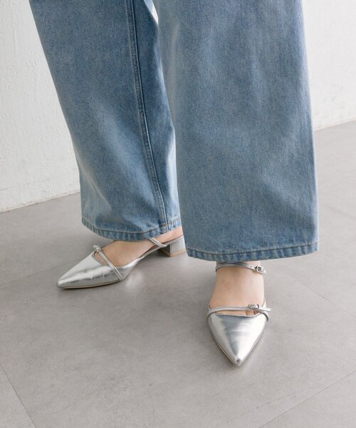 mystic（ミスティック）の「ポインテッドトゥストラップパンプス（パンプス・レディース・ブラック/シルバー・37/38/36）」の12枚目の写真