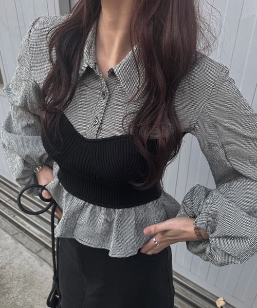 WILLFULLY(ウィルフリー)の「knit bustier docking peplum BL(シャツ/ブラウス・レディース・アイボリー/ブラック/サックスブルー・FREE)」の1枚目の写真