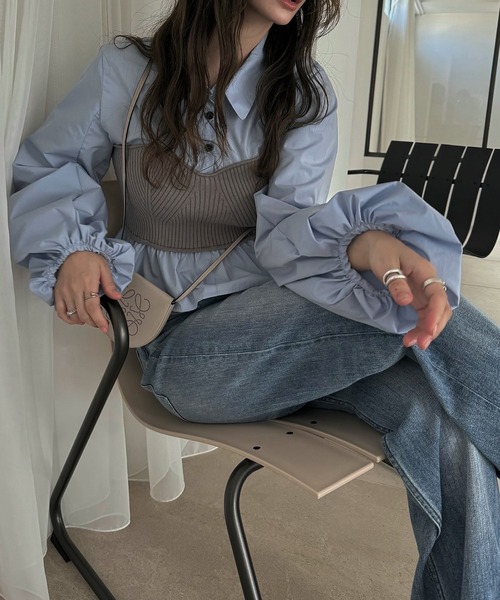 WILLFULLY(ウィルフリー)の「knit bustier docking peplum BL(シャツ/ブラウス・レディース・アイボリー/ブラック/サックスブルー・FREE)」の6枚目の写真