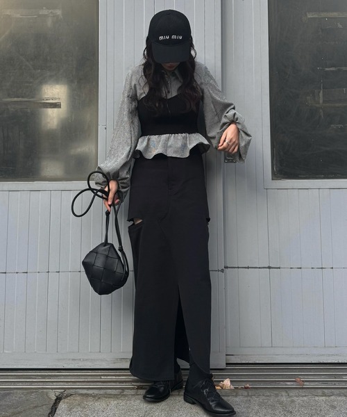 WILLFULLY(ウィルフリー)の「knit bustier docking peplum BL(シャツ/ブラウス・レディース・アイボリー/ブラック/サックスブルー・FREE)」の18枚目の写真