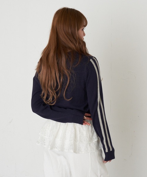 RAY CASSIN(レイカズン)の「スキッパーラインロゴニット(ニット/セーター・レディース・レッド/アイボリー/グレー/ネイビー・FREE)」の22枚目の写真