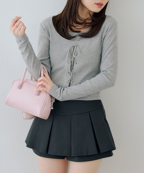 Another Branch olive des olive（アナザーブランチオリーブデオリーブ）の「レースアップドッキング長袖Ｔシャツ（Tシャツ/カットソー・レディース・チャコールグレー/グレー/ブラック・FREE）」の4枚目の写真