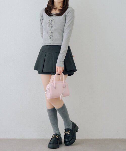 Another Branch olive des olive（アナザーブランチオリーブデオリーブ）の「レースアップドッキング長袖Ｔシャツ（Tシャツ/カットソー・レディース・チャコールグレー/グレー/ブラック・FREE）」の5枚目の写真