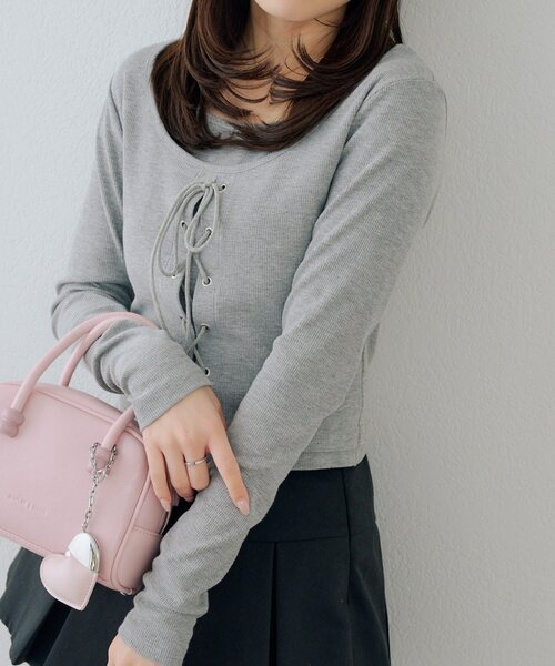 Another Branch olive des olive（アナザーブランチオリーブデオリーブ）の「レースアップドッキング長袖Ｔシャツ（Tシャツ/カットソー・レディース・チャコールグレー/グレー/ブラック・FREE）」の10枚目の写真