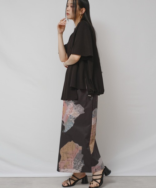 palm RICHE(ポームリシュ)の「アシメカットTOPS(Tシャツ/カットソー・レディース・ブラック/レッド/オフホワイト・M)」の16枚目の写真