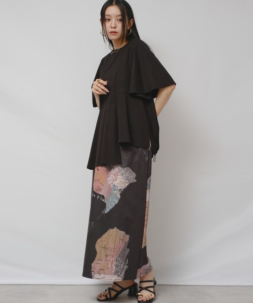 palm RICHE(ポームリシュ)の「アシメカットTOPS(Tシャツ/カットソー・レディース・ブラック/レッド/オフホワイト・M)」の19枚目の写真