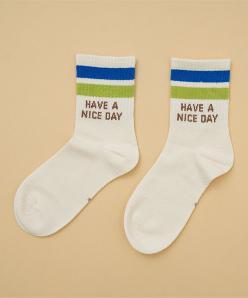 and D. petit main（アンドディープティマイン）の「【Dセレクト】配色ラインロゴソックス（ソックス/靴下・キッズ・マスタード/オレンジ/ブラウン/ブルー/ブラック・M(16-18cm)/14-15cm/L(19-23cm)）」の4枚目の写真