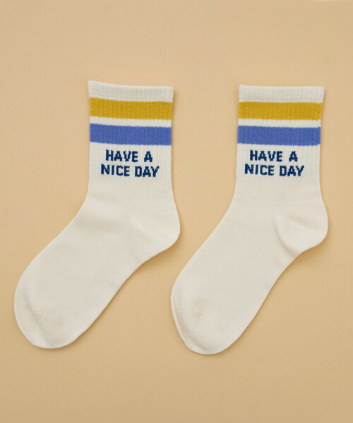 and D. petit main（アンドディープティマイン）の「【Dセレクト】配色ラインロゴソックス（ソックス/靴下・キッズ・マスタード/オレンジ/ブラウン/ブルー/ブラック・M(16-18cm)/14-15cm/L(19-23cm)）」の5枚目の写真