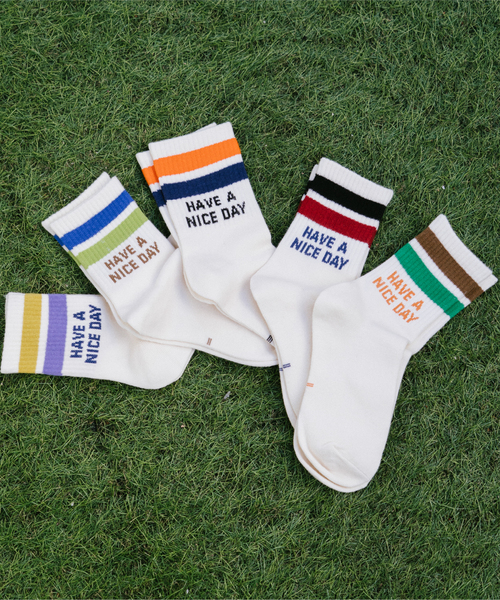 and D. petit main（アンドディープティマイン）の「【Dセレクト】配色ラインロゴソックス（ソックス/靴下・キッズ・マスタード/オレンジ/ブラウン/ブルー/ブラック・M(16-18cm)/14-15cm/L(19-23cm)）」の7枚目の写真
