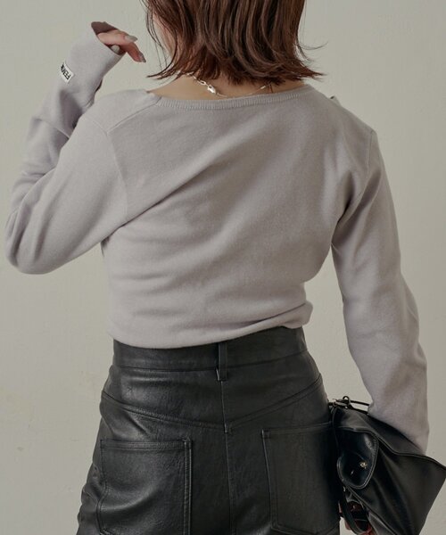 mline（エムライン）の「[mline]ワンショル レイヤーニット（ニット/セーター・レディース・オレンジ/ネイビー/グレー/アイボリー・FREE）」の16枚目の写真