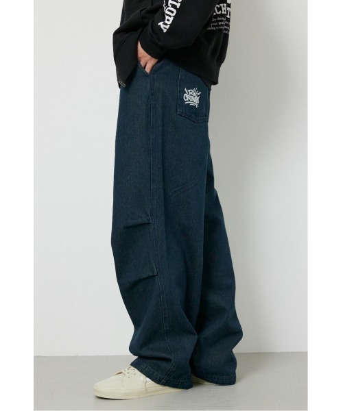 RODEO CROWNS WIDE BOWL（ロデオクラウンズワイドボウル）の「エンボスロゴデニムパンツ（デニムパンツ・メンズ・グレー/ネイビー・MEDIUM/LARGE）」の2枚目の写真