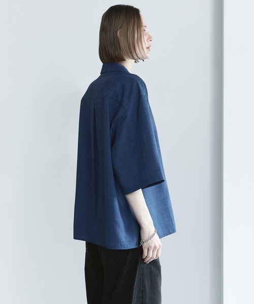 remer(リメール)の「ルーズシンセティックリネンシャツ / loose synthetic linen shirt《夏に涼しい麻調素材》(シャツ/ブラウス・メンズ・グレー/ブルー/カーキ/グレイッシュベージュ/ブラック/ミント・LARGE/MEDIUM/SMALL/X-SMALL)」の12枚目の写真