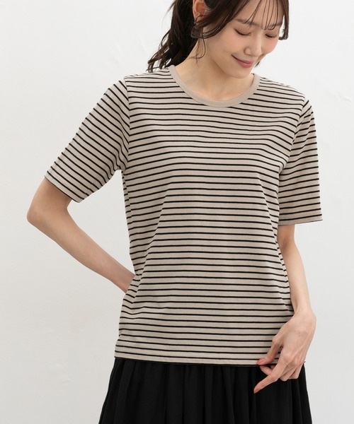 Honeys(ハニーズ)の「【UVカット】半袖オーガニックボーダーT(Tシャツ/カットソー・レディース・ブラック×ベージュ/ホワイト×ネイビー/ホワイト×レッド/ホワイト×グリーン/ホワイト×ブラウン・L/LL/M/S)」の5枚目の写真