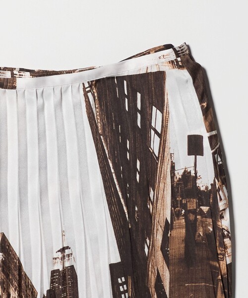 6（ロク）の「＜6(ROKU)＞NYプリント プリーツ ラップスカート（スカート・レディース・その他1・FREE）」の6枚目の写真