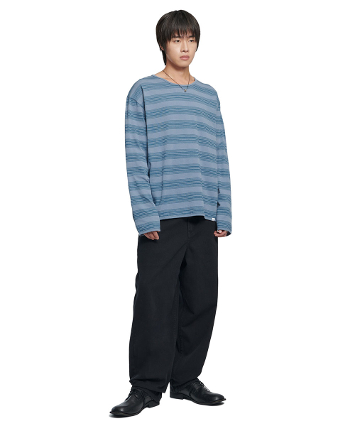 NOMANUAL（NOMANUAL）の「PAINTED STRIPE LONG SLEEVE TEE - BLUE（Tシャツ/カットソー・レディース・その他・SMALL/LARGE/MEDIUM）」の3枚目の写真