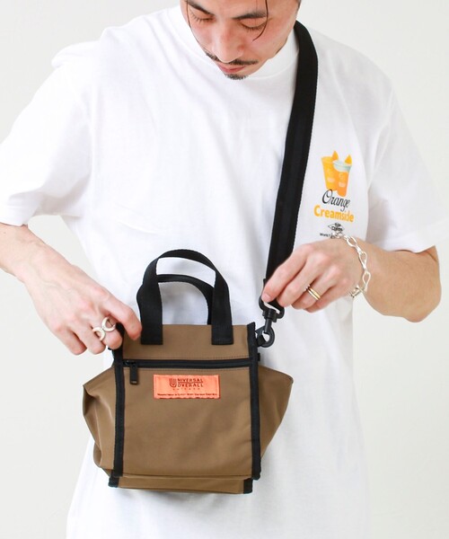 UNIVERSAL OVERALL(ユニバーサルオーバーオール)の「【UNIVERSAL OVERALL】2WAY mini shoulder(ショルダーバッグ・メンズ・レッド/イエロー/ラベンダー/チャコールグレー/オリーブ/ブラック・FREE)」の21枚目の写真