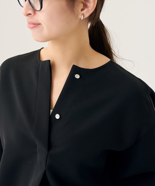 FRAMeWORK(フレームワーク)の「≪WEB限定 / 追加≫ライトダブルクロスコクーンブラウス(シャツ/ブラウス・レディース・ブラック/ベージュ・FREE)」の11枚目の写真