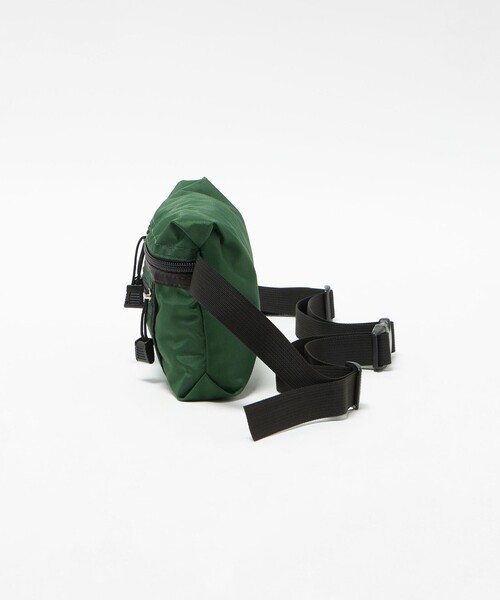 BATTLE LAKE(バトルレイク)の「<BATTLE LAKE × Steven Alan> B/C SHLDR/バッグ(ボディバッグ/ウエストポーチ・メンズ・ダークブラウン/ブラック/ダークグリーン・FREE)」の4枚目の写真