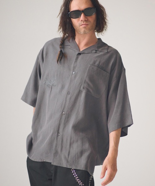 ADAM PATEK(アダムパテック)の「ADAMPATEK/tiger embroidery short sleeve shirt/刺繍入りテンセルオープンカラーシャツ(シャツ/ブラウス・メンズ・ピンク/ホワイト/ブラック・2/1)」の5枚目の写真