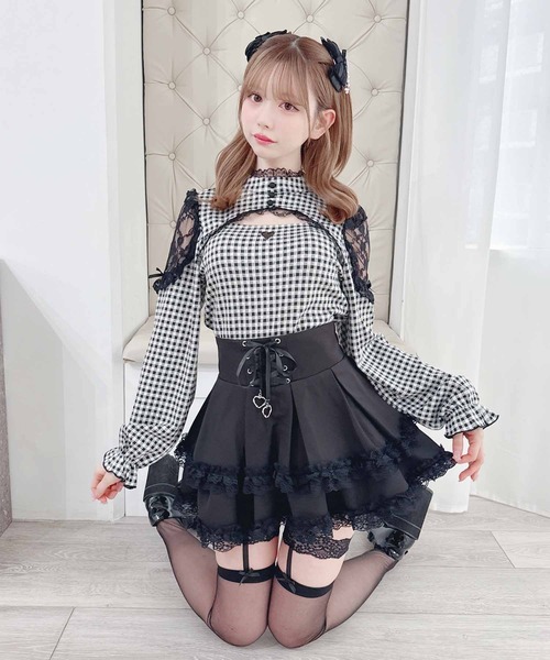 MA*RS(アメーバーマーズ)の「レースアップ2段フリルスカパン(スカート・レディース・ブラック×ホワイト/ブラック/ブラック×ブラック・FREE)」の5枚目の写真