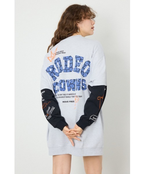 RODEO CROWNS WIDE BOWL(ロデオクラウンズワイドボウル)の「フェイクレイヤードフラワーロゴワンピース(ワンピース・レディース・ピンク/ブラック/グレー×ホワイト・FREE)」の3枚目の写真