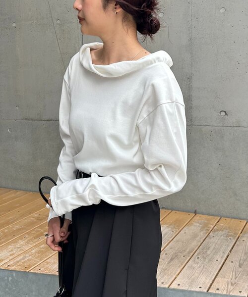 CAPRICIEUX LE'MAGE（カプリシューレマージュ）の「バルーンネックロンT（Tシャツ/カットソー・レディース・ホワイト/ブラック/チャコールグレー・FREE）」の9枚目の写真