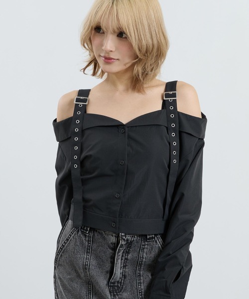 ANAP(アナップ)の「ベルトデザイン オフショルダー ブラウス(シャツ/ブラウス・レディース・グレイッシュベージュ/ライトブルー/ダークグレー・F)」の5枚目の写真